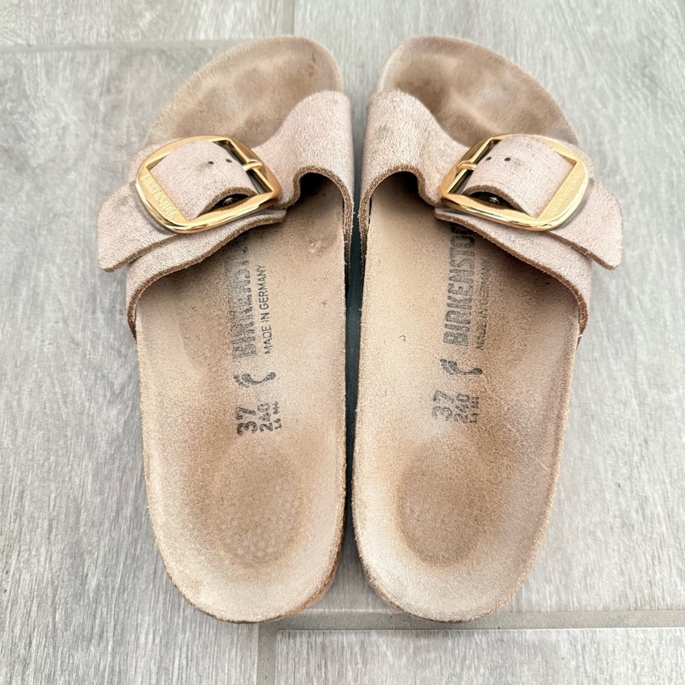 Birkenstock Women's Cream Mules with Gold Buckle